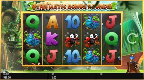 Play this Wild Antics slot with a creepy casino bonus. .